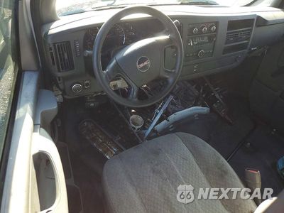 Zdjęcie 8 z 13 samochodu: 2008 GMC SAVANA G2500 VIN:1GTGG25CX81182661 - miniatura