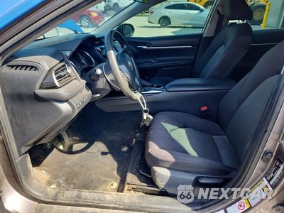 Zdjęcie 7 z 12 samochodu: 2019 TOYOTA CAMRY L VIN:4T1B11HK3KU203361 - miniatura
