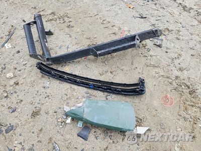 Zdjęcie 13 z 14 samochodu: 2020 TOYOTA 4RUNNER TRD PRO VIN:JTEBU5JR4L5803033 - miniatura