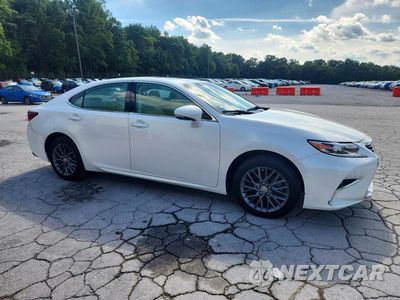 Czwarte zdjęcie samochodu z boku: 2018 LEXUS ES 350 VIN:58ABK1GG1JU115460 - miniatura