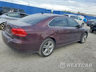 Trzecie zdjęcie samochodu z tyłu: 2014 VOLKSWAGEN PASSAT SE VIN:1VWBN7A33EC052981 - miniatura