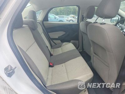Zdjęcie 10 z 12 samochodu: 2012 FORD FOCUS SE VIN:1FAHP3F29CL132806 - miniatura
