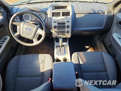 Zdjęcie 8 z 13 samochodu: 2010 FORD ESCAPE XLT VIN:1FMCU9DG8AKD41452 - miniatura