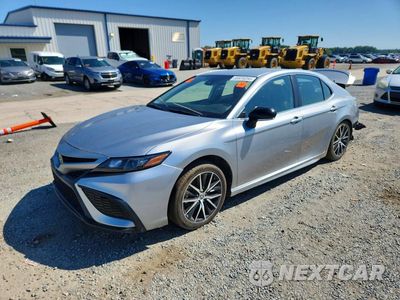 2023 TOYOTA CAMRY SE 4T1G11AK6PU786774 - główne zdjęcie licytacji z USA - miniatura
