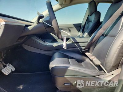 Zdjęcie 7 z 12 samochodu: 2022 TESLA MODEL Y VIN:7SAYGDEF7NF410230 - miniatura