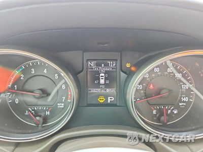 Zdjęcie 9 z 13 samochodu: 2011 JEEP GRAND CHEROKEE OVERLAND VIN:1J4RR6GT2BC578225 - miniatura