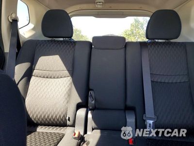 Zdjęcie 10 z 13 samochodu: 2017 NISSAN ROGUE SV VIN:KNMAT2MV8HP561806 - miniatura