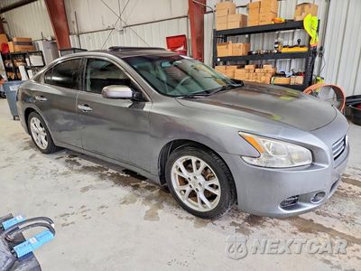Czwarte zdjęcie samochodu z boku: 2014 NISSAN MAXIMA 3.5 S VIN:1N4AA5AP2EC499504 - miniatura