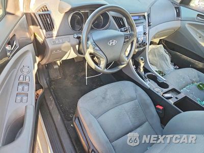 Zdjęcie 8 z 12 samochodu: 2013 HYUNDAI SONATA HYBRID VIN:KMHEC4A41DA088607 - miniatura