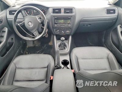 Zdjęcie 8 z 12 samochodu: 2012 VOLKSWAGEN JETTA SE VIN:3VWBP7AJ3CM307410 - miniatura