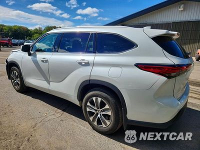Drugie zdjęcie samochodu z przodu: 2022 TOYOTA HIGHLANDER XLE VIN:5TDGZRBH5NS580930 - miniatura