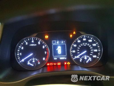 Zdjęcie 9 z 13 samochodu: 2018 HYUNDAI ELANTRA SEL VIN:5NPD84LF5JH339181 - miniatura