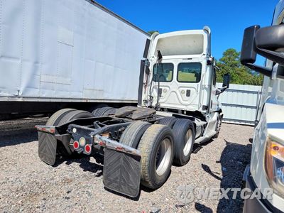 Trzecie zdjęcie samochodu z tyłu: 2015 FREIGHTLINER CASCADIA 125 VIN:3AKJGEBGXFSGP2128 - miniatura