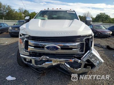 Piąte zdjęcie samochodu w środku: 2019 FORD F250 SUPER DUTY VIN:1FT7W2B64KEF31153 - miniatura