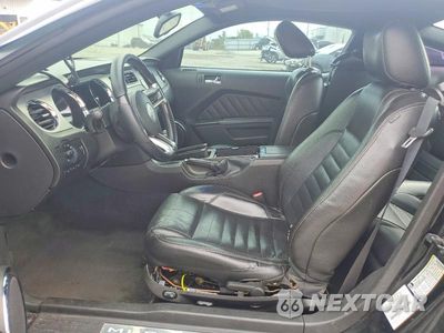 Zdjęcie 7 z 13 samochodu: 2010 FORD MUSTANG VIN:1ZVBP8AN5A5179974 - miniatura