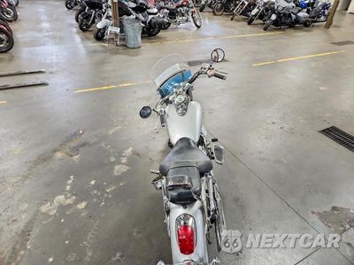 Zdjęcie 6 z 10 samochodu: 2002 HONDA VT750 CDC VIN:JH2RC446X2K620454 - miniatura