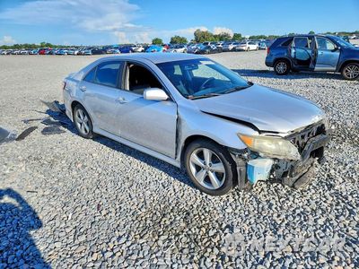 Czwarte zdjęcie samochodu z boku: 2011 TOYOTA CAMRY SE VIN:4T1BF3EK2BU762255 - miniatura