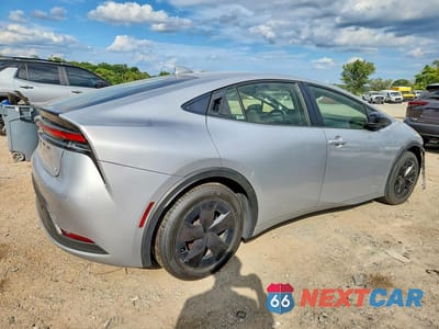 Trzecie zdjęcie samochodu z tyłu: 2024 TOYOTA PRIUS LE VIN:JTDACAAU4R3028141 - miniatura