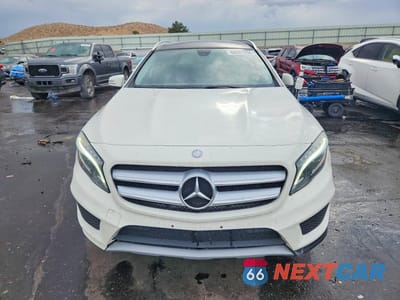 Piąte zdjęcie samochodu w środku: 2015 MERCEDES-BENZ GLA 250 4MATIC VIN:WDCTG4GB9FJ058371 - miniatura