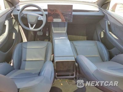 Zdjęcie 8 z 13 samochodu: 2026 TESLA MODEL Y VIN:7SAYGDEDXTF636919 - miniatura