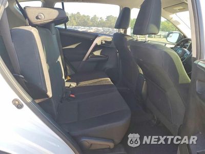 Zdjęcie 11 z 13 samochodu: 2017 TOYOTA RAV4 LE VIN:JTMZFREV1HJ143527 - miniatura
