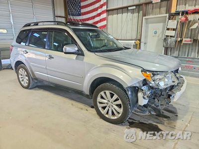 Czwarte zdjęcie samochodu z boku: 2012 SUBARU FORESTER LIMITED VIN:JF2SHAEC6CH470146 - miniatura