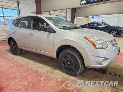 Czwarte zdjęcie samochodu z boku: 2013 NISSAN ROGUE S VIN:JN8AS5MV1DW151194 - miniatura