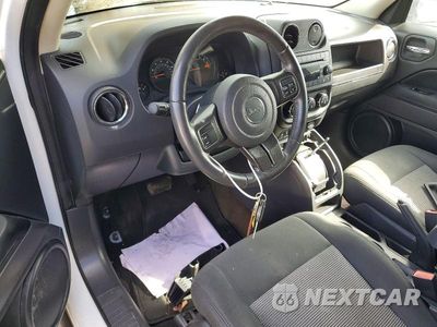 Zdjęcie 8 z 13 samochodu: 2016 JEEP PATRIOT LATITUDE VIN:1C4NJRFB1GD598294 - miniatura
