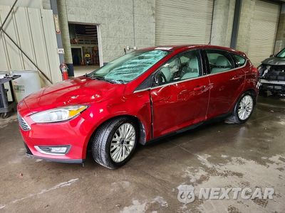 2015 FORD FOCUS TITANIUM 1FADP3N20FL334406 - główne zdjęcie licytacji z USA - miniatura