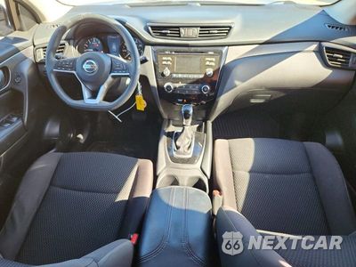 Zdjęcie 8 z 13 samochodu: 2017 NISSAN ROGUE SPORT S VIN:JN1BJ1CP9HW035779 - miniatura