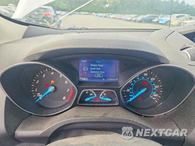 Zdjęcie 9 z 13 samochodu: 2015 FORD ESCAPE SE VIN:1FMCU0GX1FUA48298 - miniatura