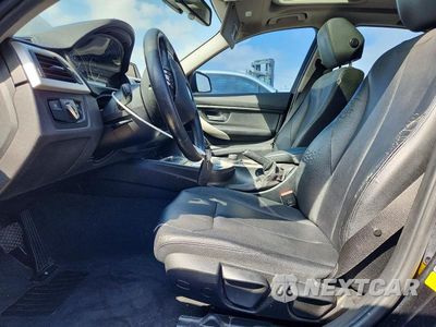 Zdjęcie 7 z 12 samochodu: 2016 BMW 320 I VIN:WBA8A9C59GK616156 - miniatura
