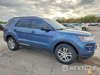 Czwarte zdjęcie samochodu z boku: 2019 FORD EXPLORER XLT VIN:1FM5K8D88KGB21623 - miniatura