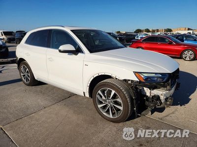 Czwarte zdjęcie samochodu z boku: 2023 AUDI Q5 PREMIUM PLUS 45 VIN:WA1EAAFY0P2058110 - miniatura