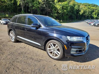 Czwarte zdjęcie samochodu z boku: 2017 AUDI Q7 PRESTIGE VIN:WA1VABF76HD009545 - miniatura