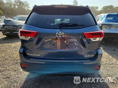 Zdjęcie 6 z 13 samochodu: 2019 TOYOTA HIGHLANDER XLE VIN:5TDJZRFH0KS739414 - miniatura