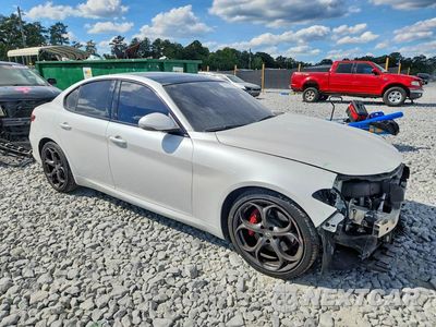 Czwarte zdjęcie samochodu z boku: 2019 ALFA ROMEO GIULIA TI VIN:ZARFAMBN4K7612130 - miniatura