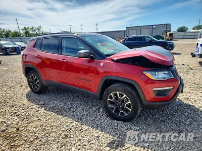 Czwarte zdjęcie samochodu z boku: 2019 JEEP COMPASS TRAILHAWK VIN:3C4NJDDB8KT744070 - miniatura