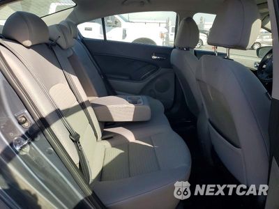 Zdjęcie 10 z 13 samochodu: 2016 KIA FORTE LX VIN:KNAFX4A67G5507956 - miniatura