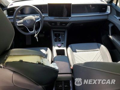 Zdjęcie 8 z 13 samochodu: 2025 VOLKSWAGEN TIGUAN SE VIN:3VVMR7RM9SM068529 - miniatura