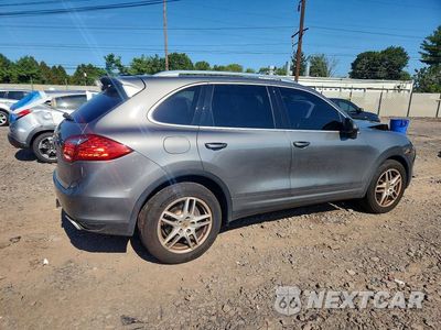 Trzecie zdjęcie samochodu z tyłu: 2014 PORSCHE CAYENNE VIN:WP1AA2A22ELA91760 - miniatura