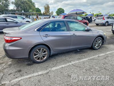 Trzecie zdjęcie samochodu z tyłu: 2016 TOYOTA CAMRY SE VIN:4T1BF1FK5GU262021 - miniatura