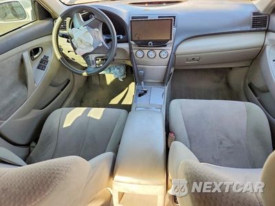 Zdjęcie 8 z 13 samochodu: 2011 TOYOTA CAMRY LE VIN:4T1BF3EK8BU582178 - miniatura