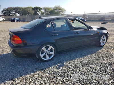 Trzecie zdjęcie samochodu z tyłu: 2004 BMW 325 I VIN:WBAEV33484KL62303 - miniatura