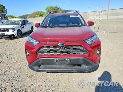 Piąte zdjęcie samochodu w środku: 2025 TOYOTA RAV4 XLE PREMIUM VIN:JTMC1RFV9SD136804 - miniatura