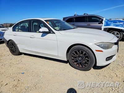Czwarte zdjęcie samochodu z boku: 2013 BMW 328 XI SULEV VIN:WBA3B5G53DNS03668 - miniatura