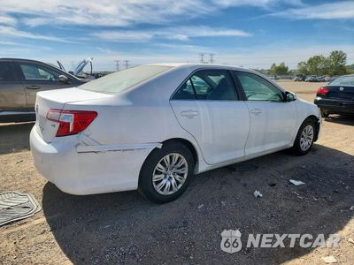 Trzecie zdjęcie samochodu z tyłu: 2014 TOYOTA CAMRY LE VIN:4T4BF1FK3ER356062 - miniatura