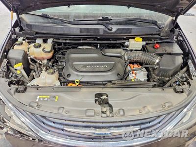 Zdjęcie 12 z 13 samochodu: 2018 CHRYSLER PACIFICA HYBRID LIMITED VIN:2C4RC1N77JR127149 - miniatura