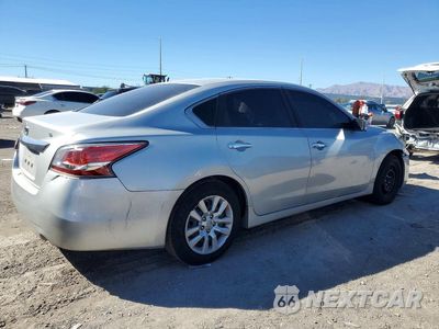 Trzecie zdjęcie samochodu z tyłu: 2015 NISSAN ALTIMA 2.5 S VIN:1N4AL3AP4FN870845 - miniatura