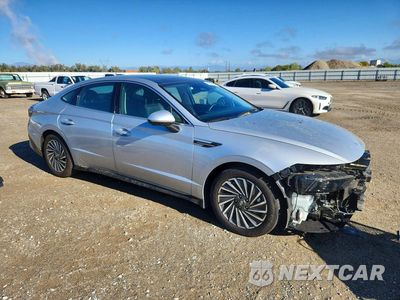 Czwarte zdjęcie samochodu z boku: 2026 HYUNDAI SONATA HYBRID LIMITED VIN:KMHL54JJ7TA152963 - miniatura